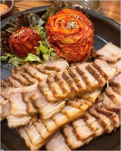 달항아리보쌈